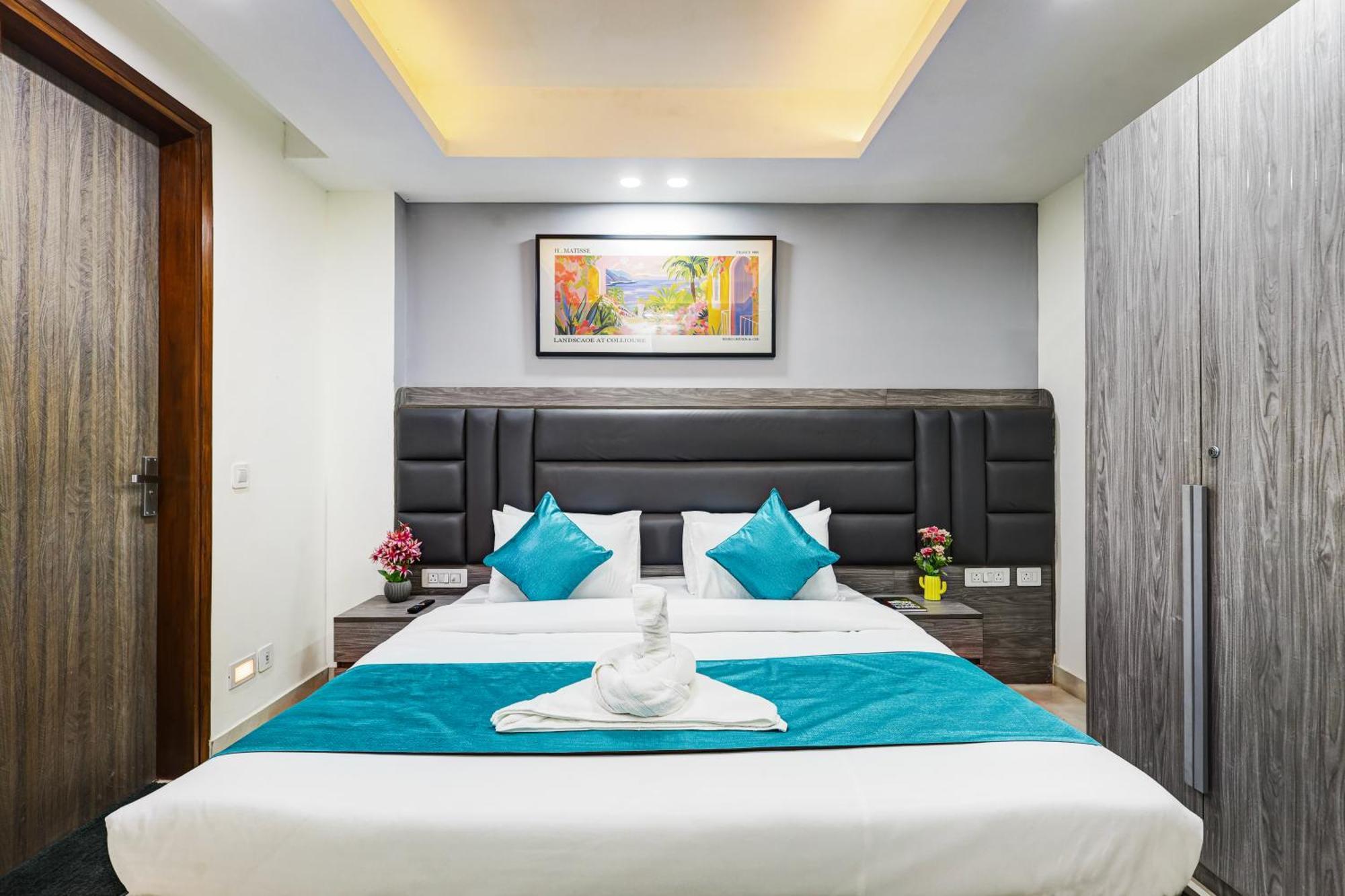 1Bhk Suites Opp Marriott - Huda City Centre Гургаон Экстерьер фото