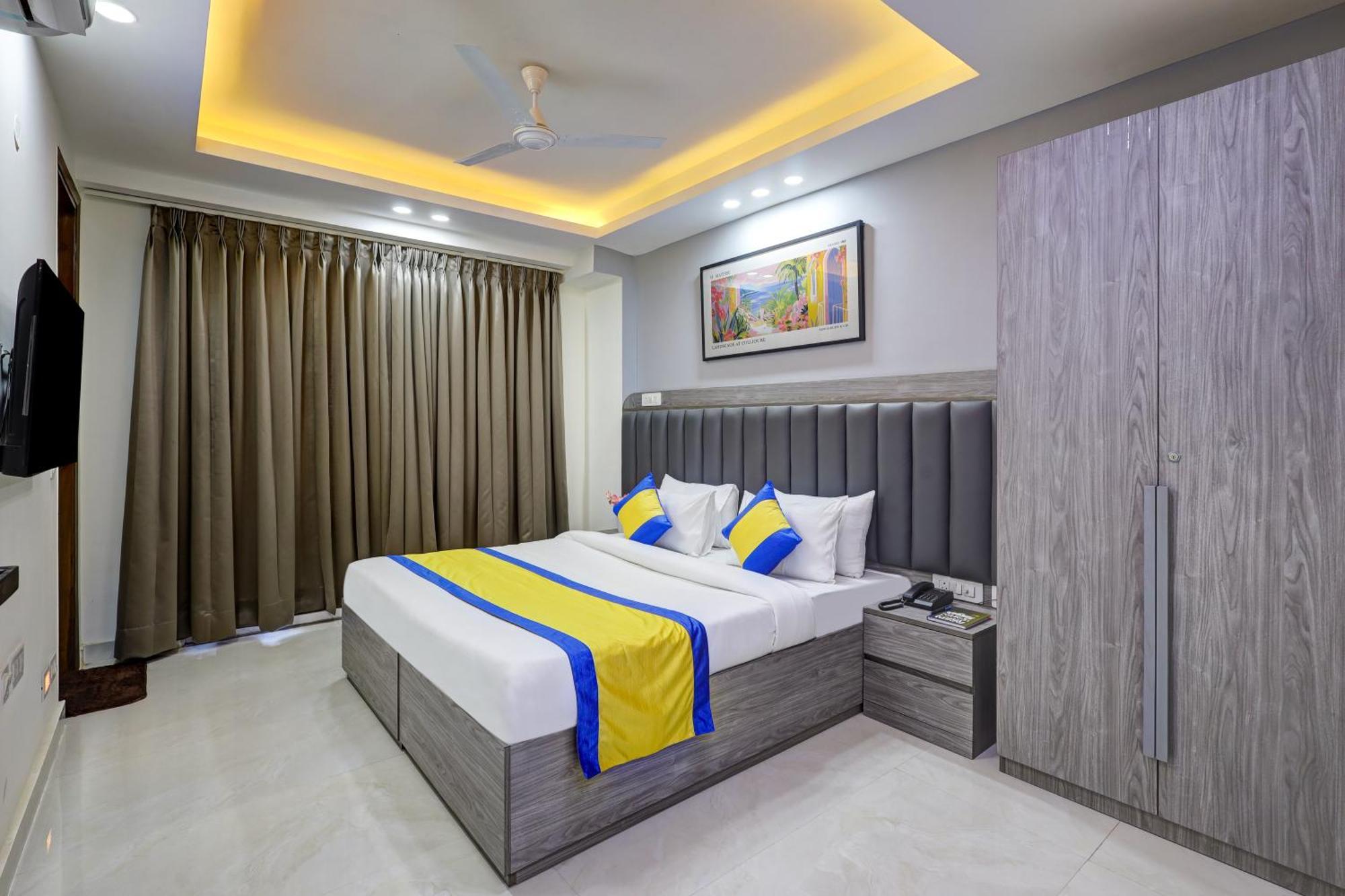 1Bhk Suites Opp Marriott - Huda City Centre Гургаон Экстерьер фото