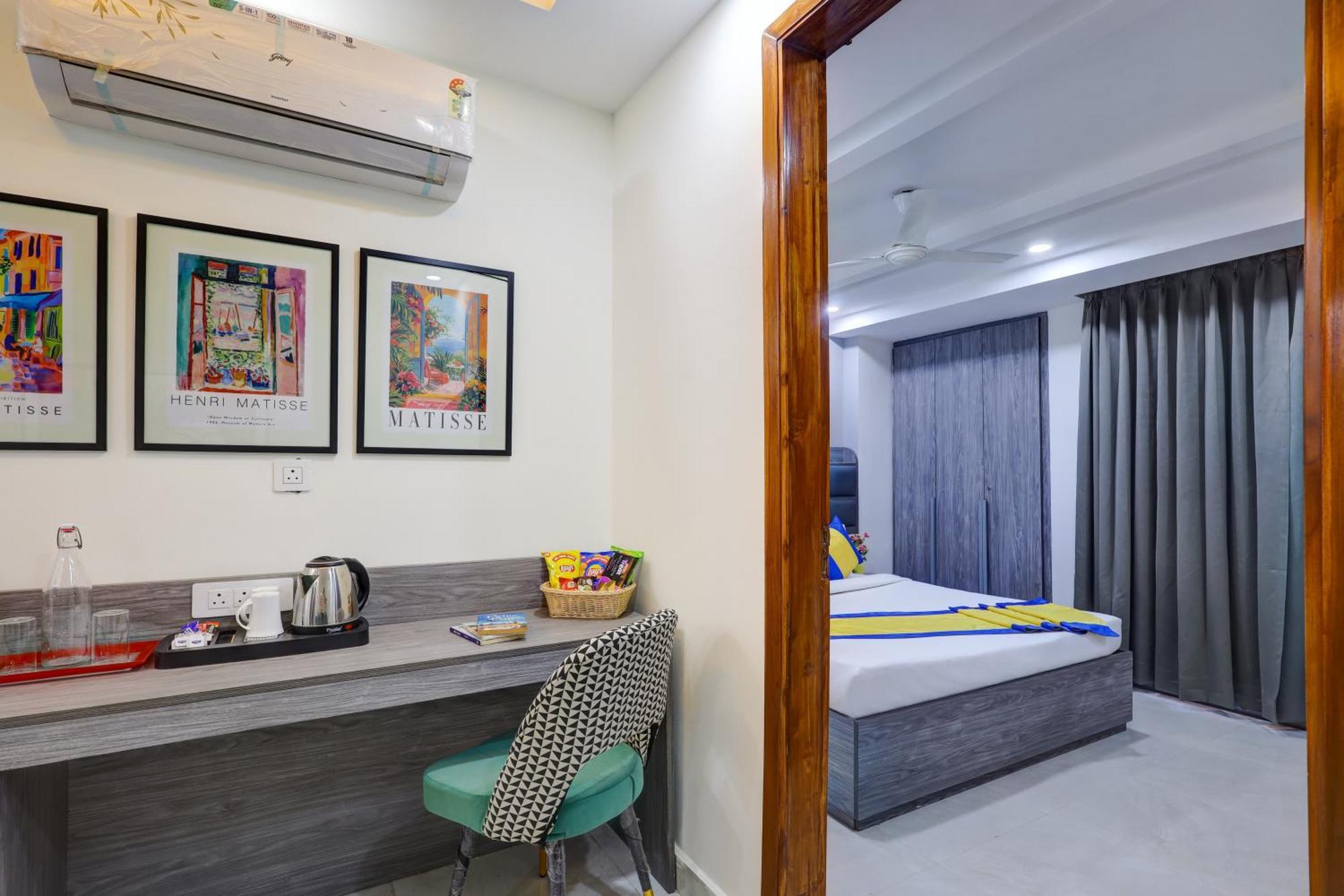 1Bhk Suites Opp Marriott - Huda City Centre Гургаон Экстерьер фото
