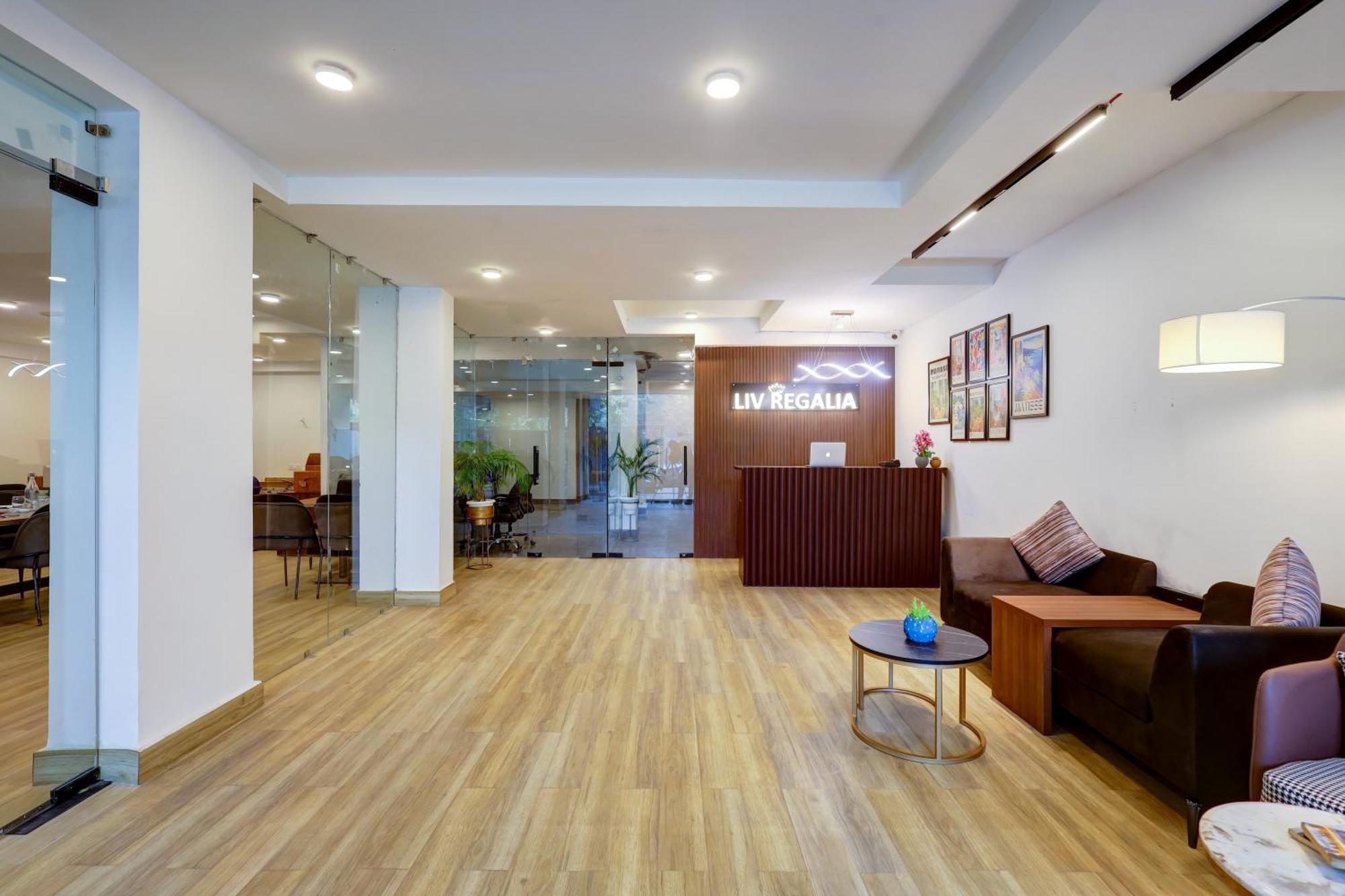 1Bhk Suites Opp Marriott - Huda City Centre Гургаон Экстерьер фото